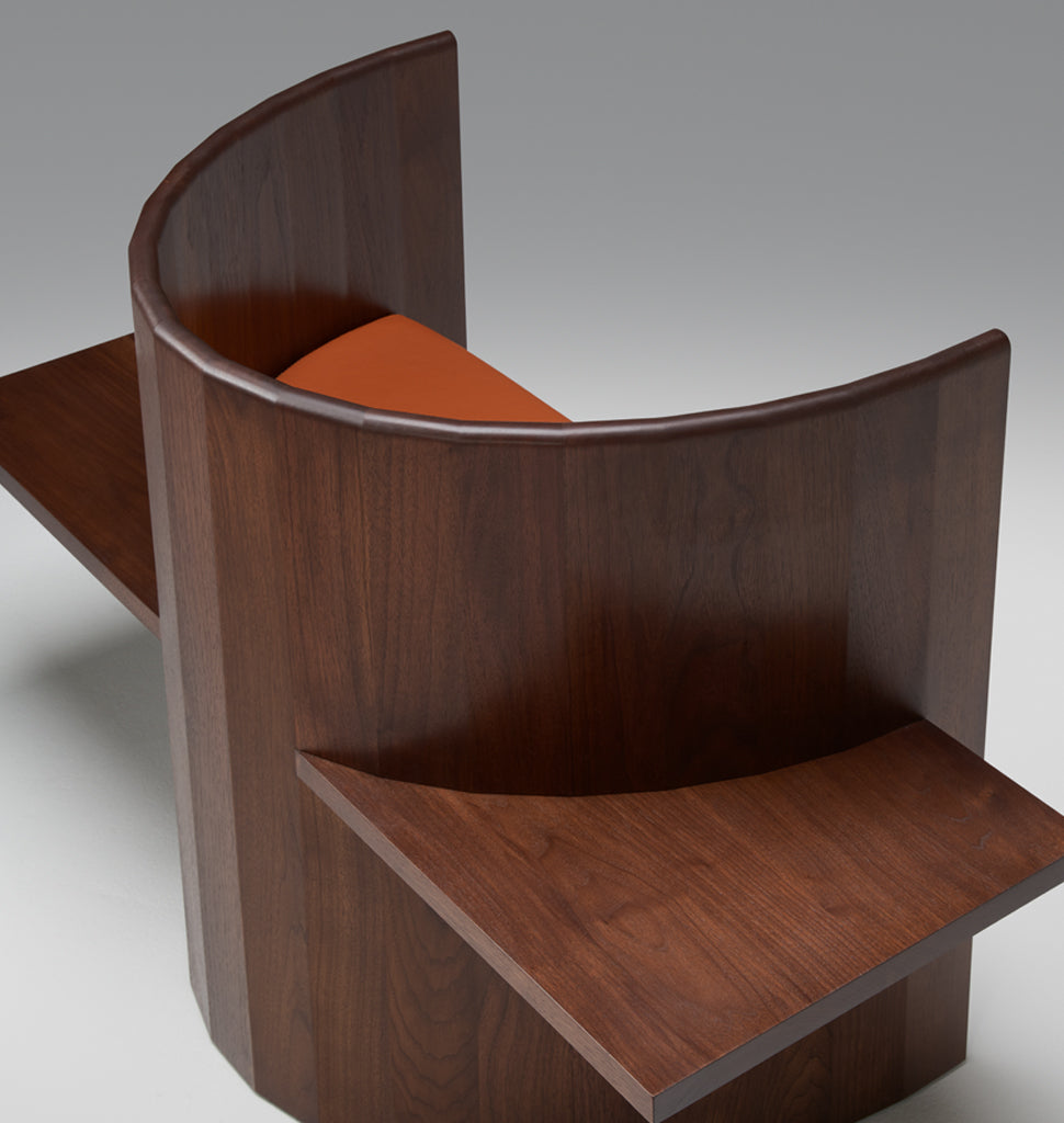 Sit, Set Chair (Black walnut / Caramel leather)