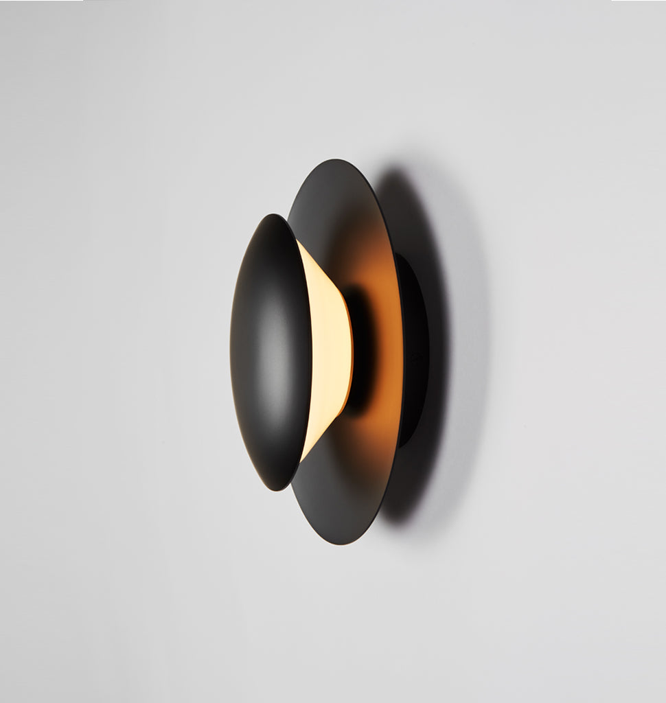 Sconce 02 (Blackened brass)