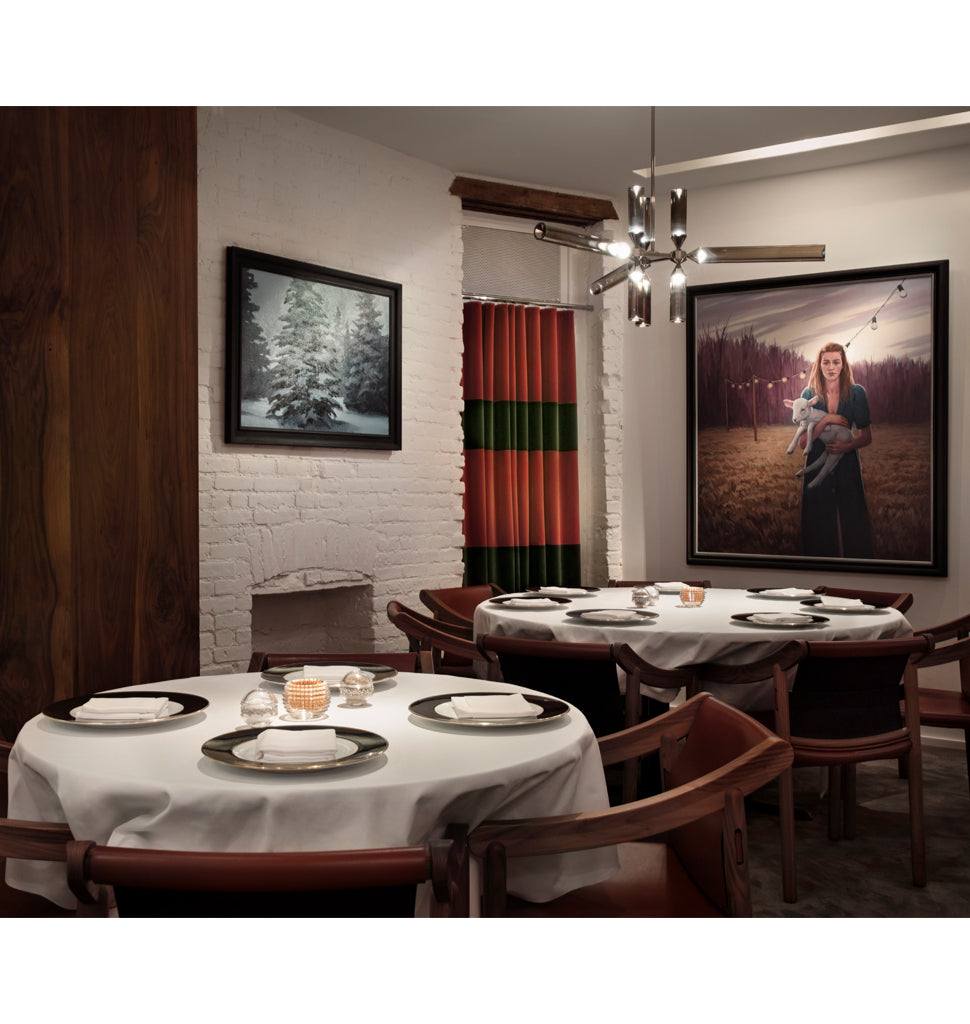 9-01 (Black/Smoke) — Leonti,  New York. Interior by GRT Architects, image by Eric Petschek