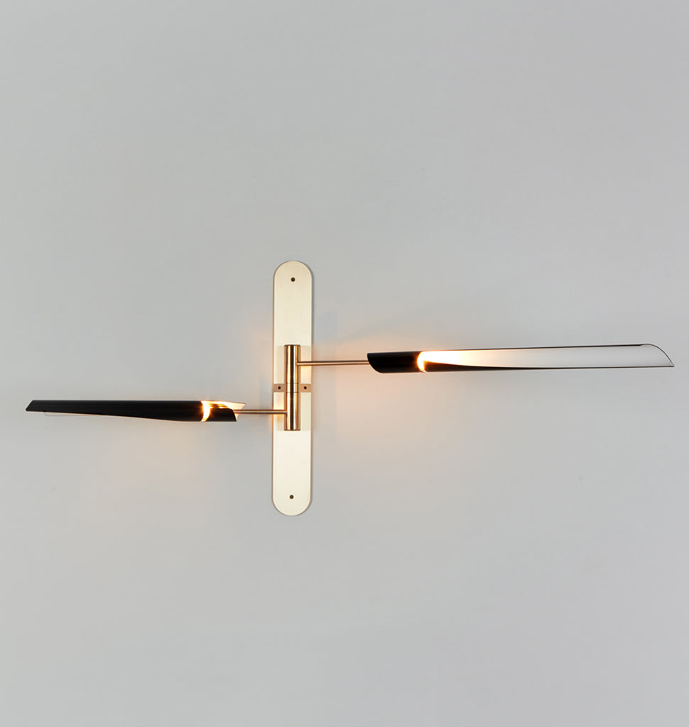 Sconce 02 (Gloss black/Brushed brass)
